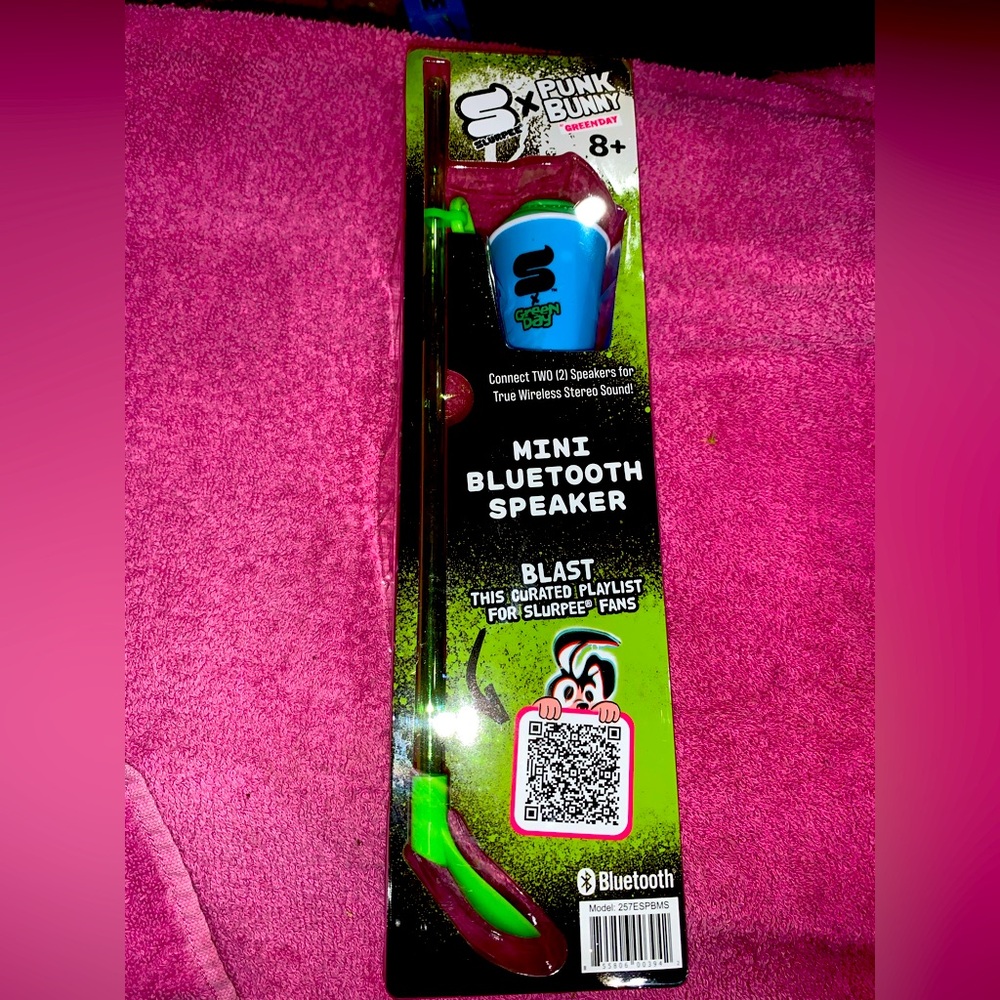 Punk bunny by Green Day Kerplunk slurpee Bluetooth speaker and straw